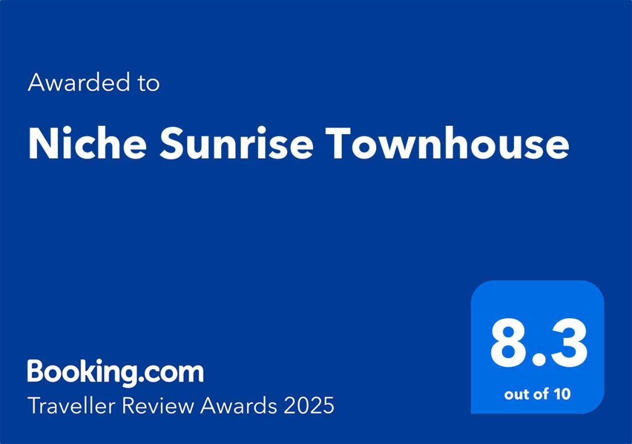 切姆Niche Sunrise Townhouse别墅 外观 照片